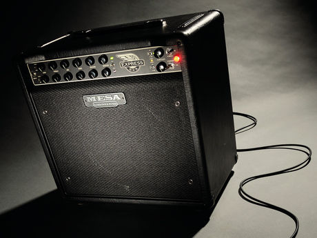 Review of Mesa Boogie Express 5:25 Amp